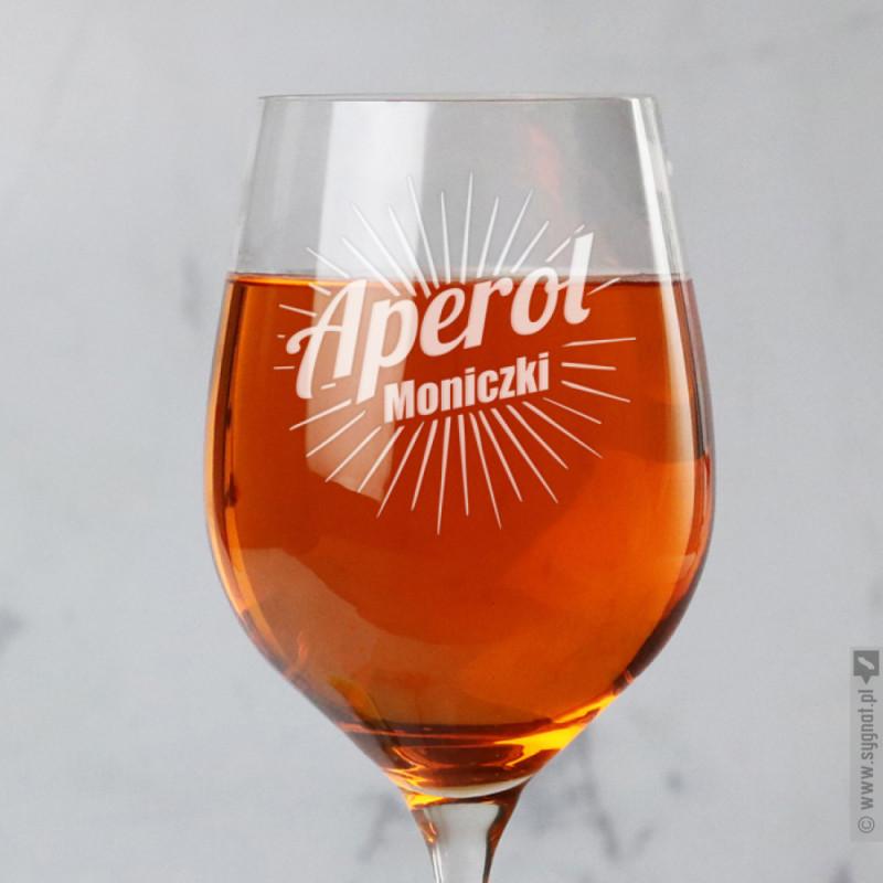 Serwowanie Aperol Spritz