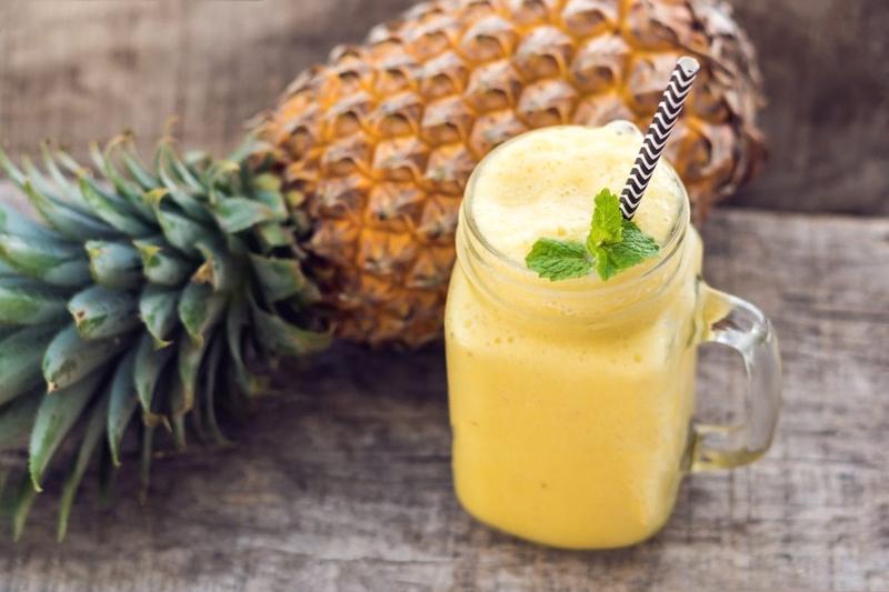Koktajl z ananasa i banana
