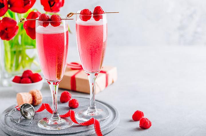 Zachwycający drink z prosecco i ginem – jak go przygotować w kilka chwil?