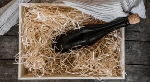 Pomysły na piękne pakowanie alkoholu na prezent w każdych okolicznościach