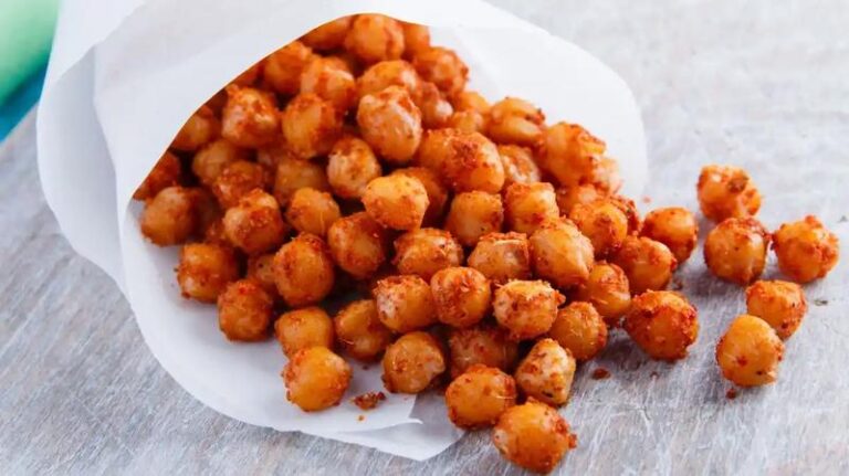 Smaczne i zdrowe przekąski, które nie zrujnują diety – odkryj niskokaloryczne opcje sycące na co dzień!