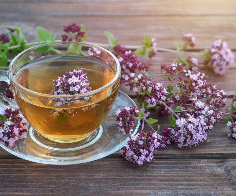 Przygotowanie herbaty z oregano