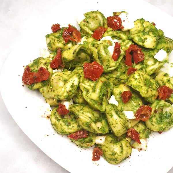 Sposoby na podanie tortellini