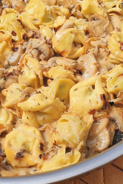 Tortellini w sosie