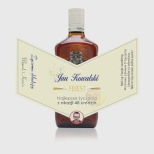 Alkohol na prezent z personalizowaną etykietą, który zachwyci każdego