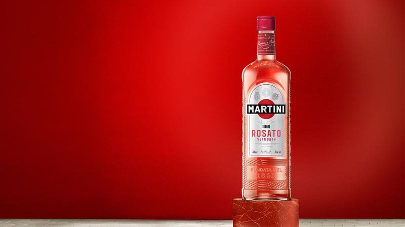 Najlepsze drinki z Martini Rosato – smakowe połączenia na każdą okazję