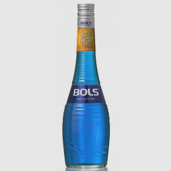 Najlepsze drinki z blue curaçao – efektowne przepisy na każdą okazję